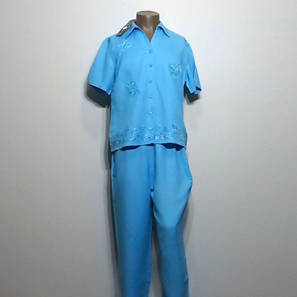 Beautifully embroidered 2pc Sky Blue Capris pants set by Afiva
